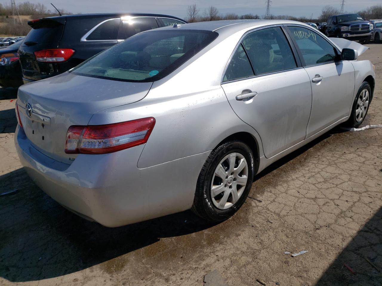 Photo 4 from auction – 2010 TOYOTA CAMRY BASE with VIN 4T4BF3EK0AR077949