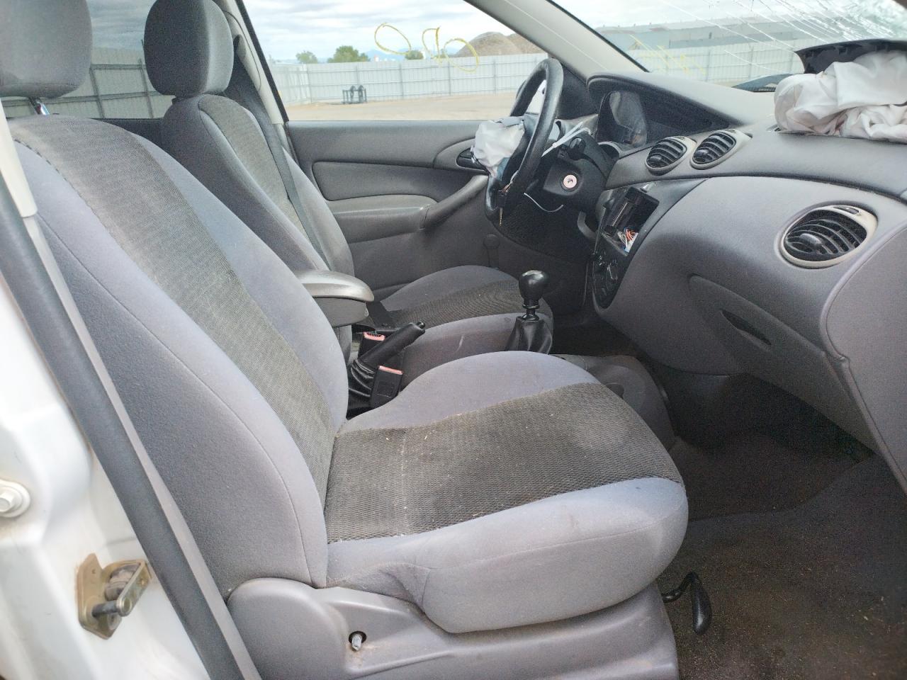 Photo 5 from auction – 2003 FORD FOCUS LX with VIN 1FAFP33Z23W339108