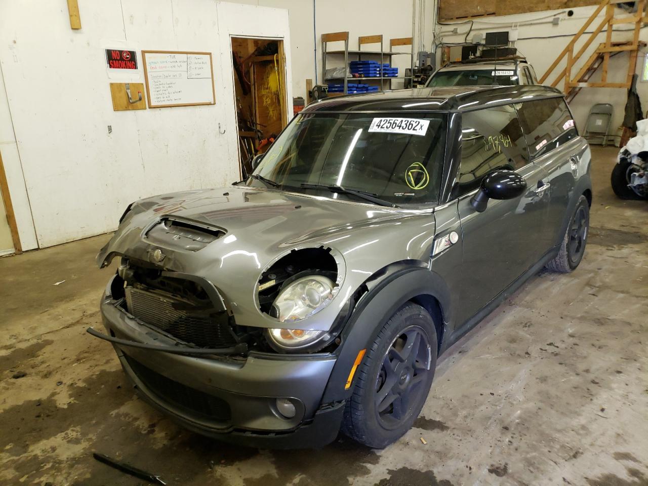 Photo 2 from auction – 2009 MINI COOPER S C with VIN WMWMM33519TP91808