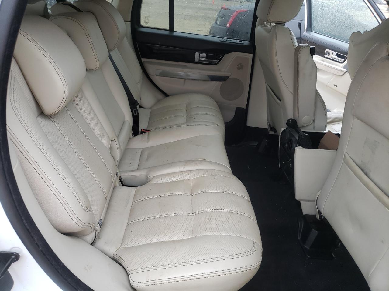 Photo 6 from auction – 2011 LAND ROVER RANGE ROVE with VIN SALSH2E43BA273142