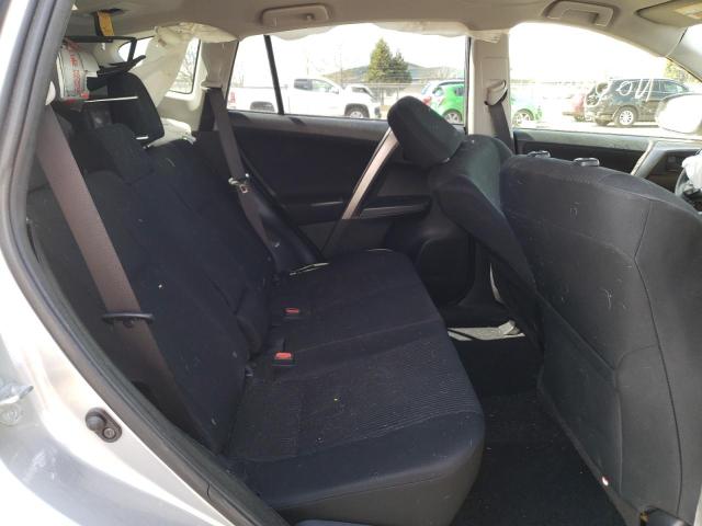 Photo 6 from auction – 2018 TOYOTA RAV4 LE with VIN JTMZFREV5JJ174012