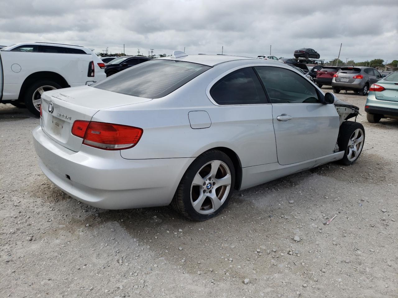 Photo 4 from auction – 2007 BMW 328 XI with VIN WBAWC33557PD07353