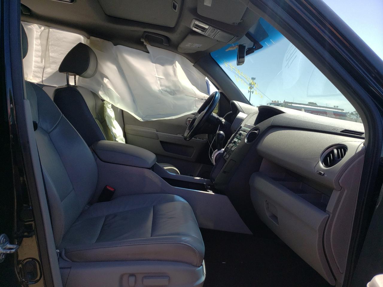 Photo 5 from auction – 2011 HONDA PILOT EXL with VIN 5FNYF4H66BB062394