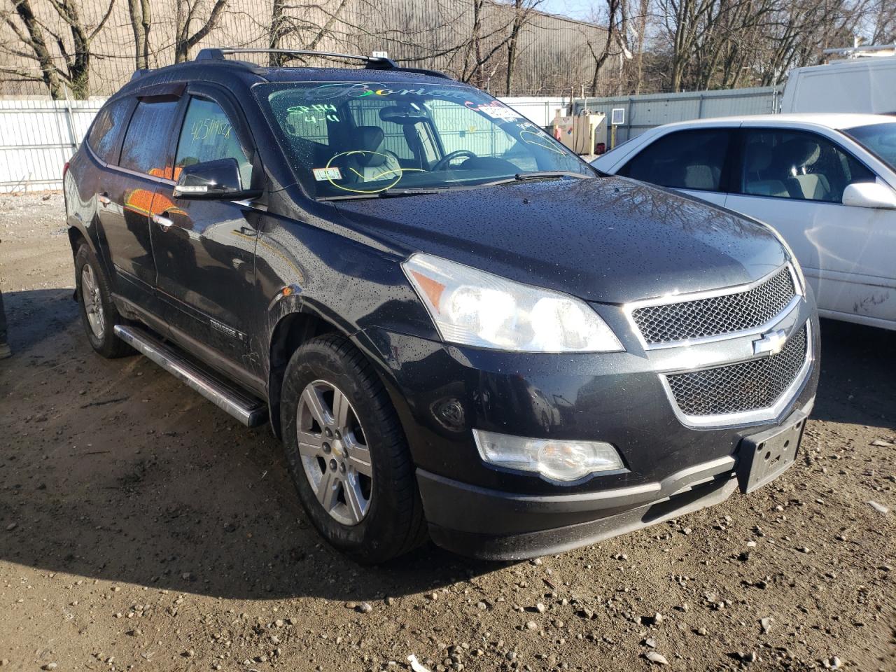 CHEVROLET TRAVERSE L 2009 with VIN 1GNER23D99S128008 - Photo from auction