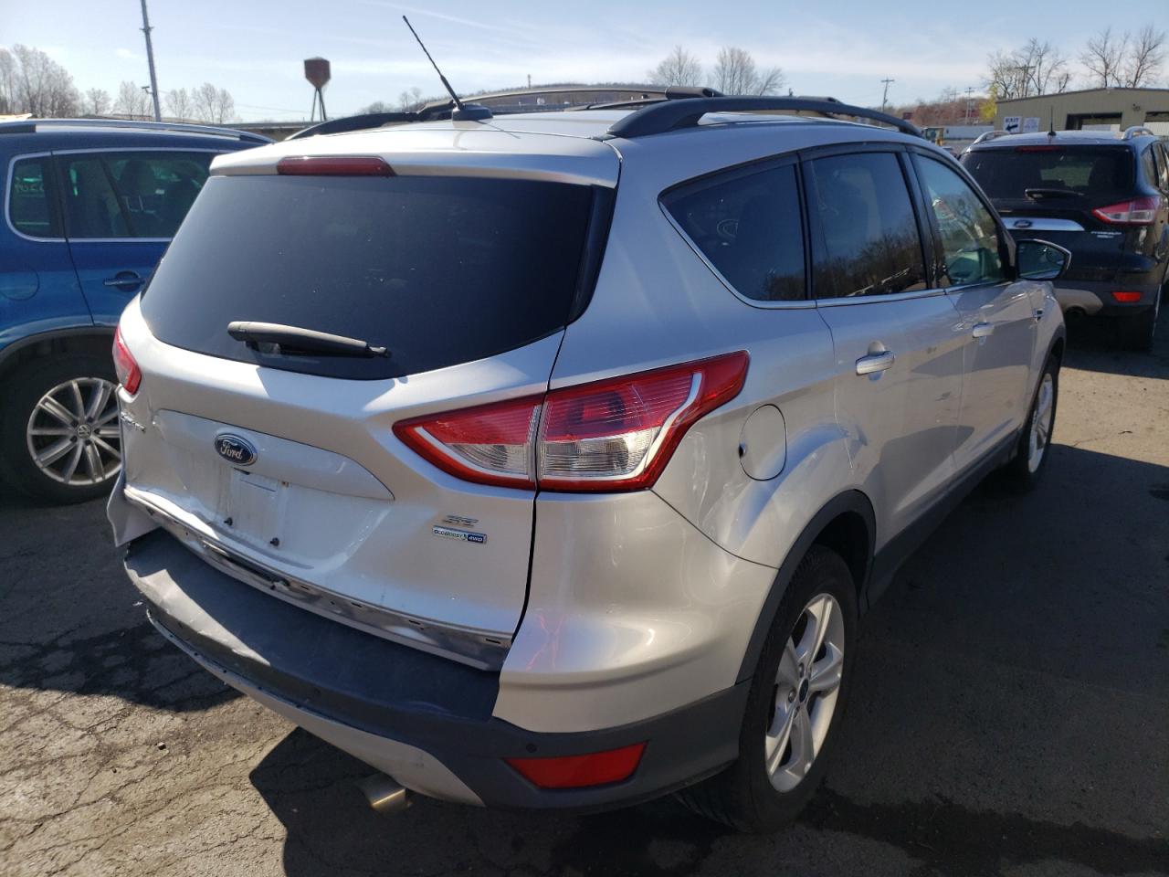 Photo 4 from auction – 2015 FORD ESCAPE SE with VIN 1FMCU9GX8FUA86325