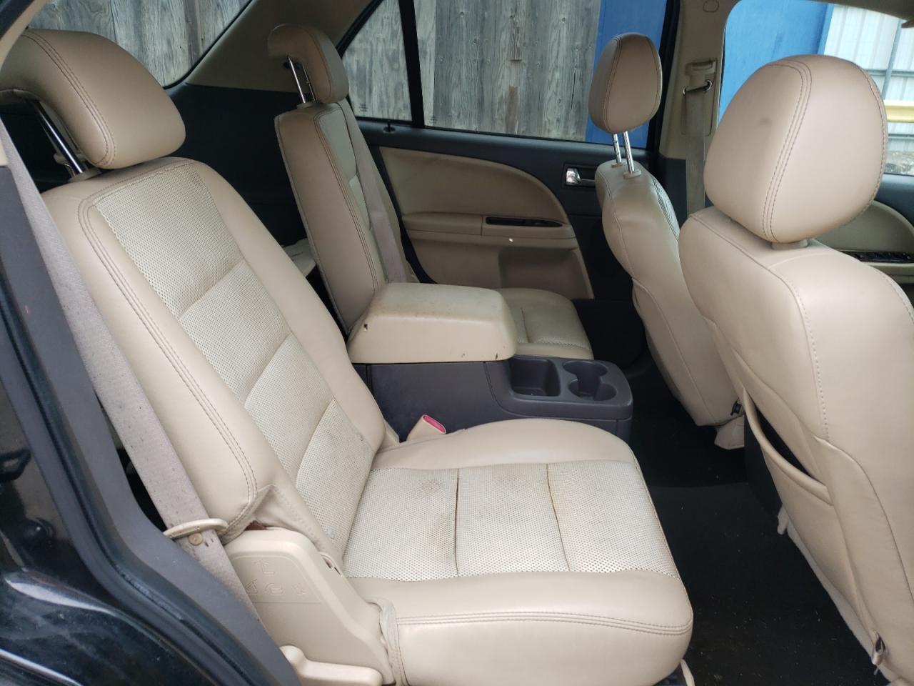 Photo 6 from auction – 2008 FORD TAURUS X E with VIN 1FMDK07W38GA12003