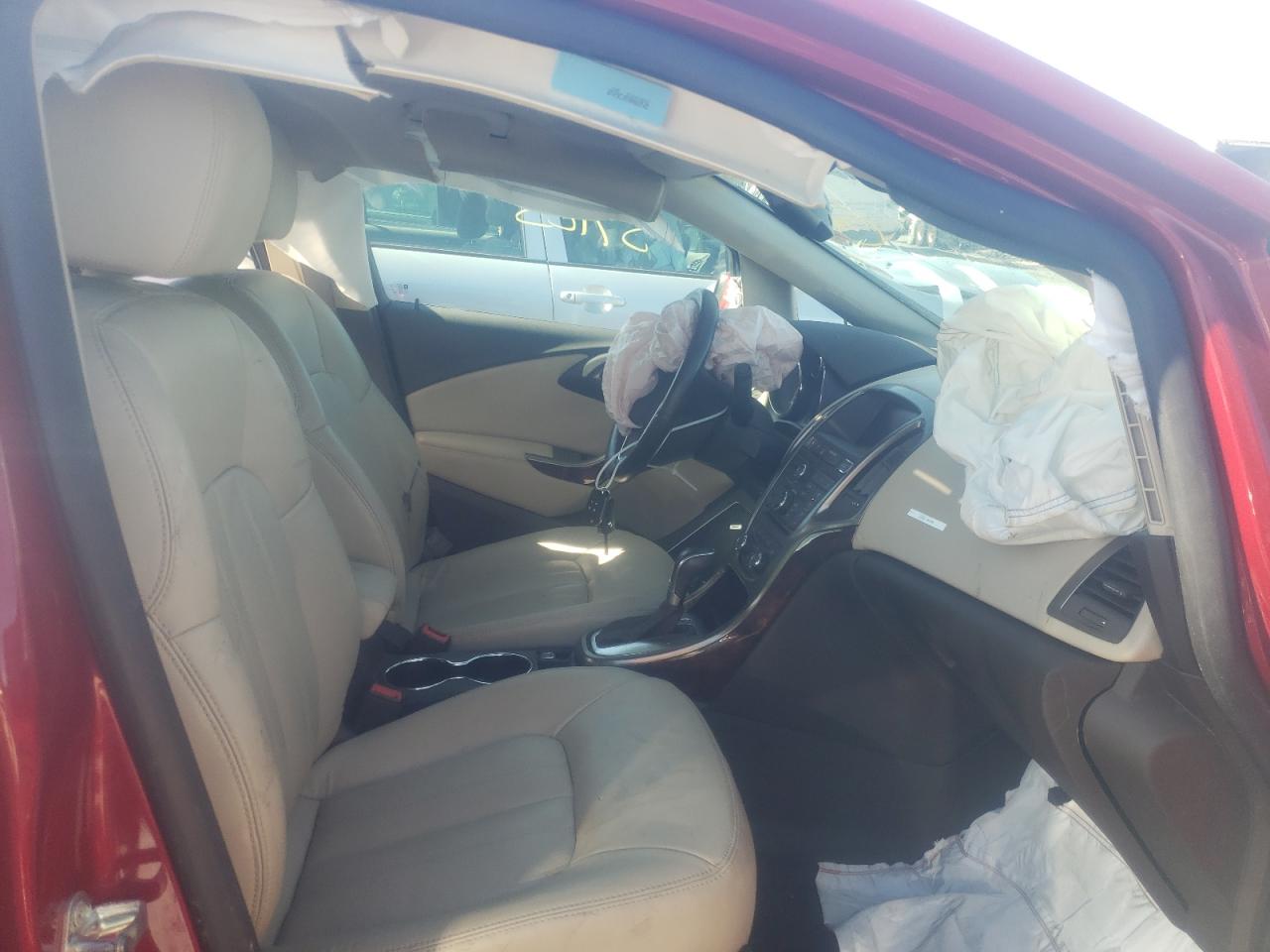 Photo 5 from auction – 2015 BUICK VERANO with VIN 1G4PS5SK9F4174182