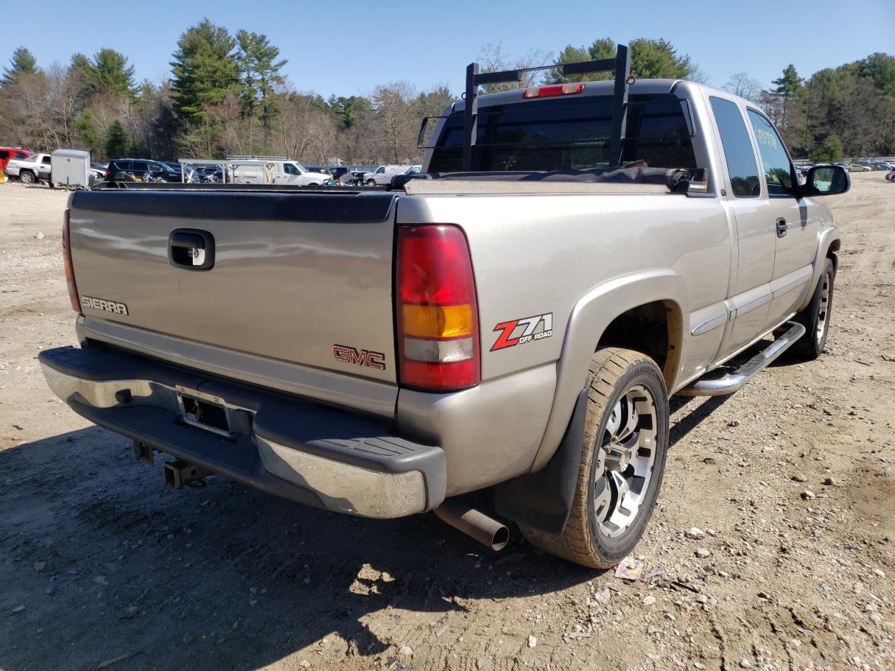Photo 4 from auction – 2002 GMC SIERRA 150 with VIN 2GTEK19T621354826