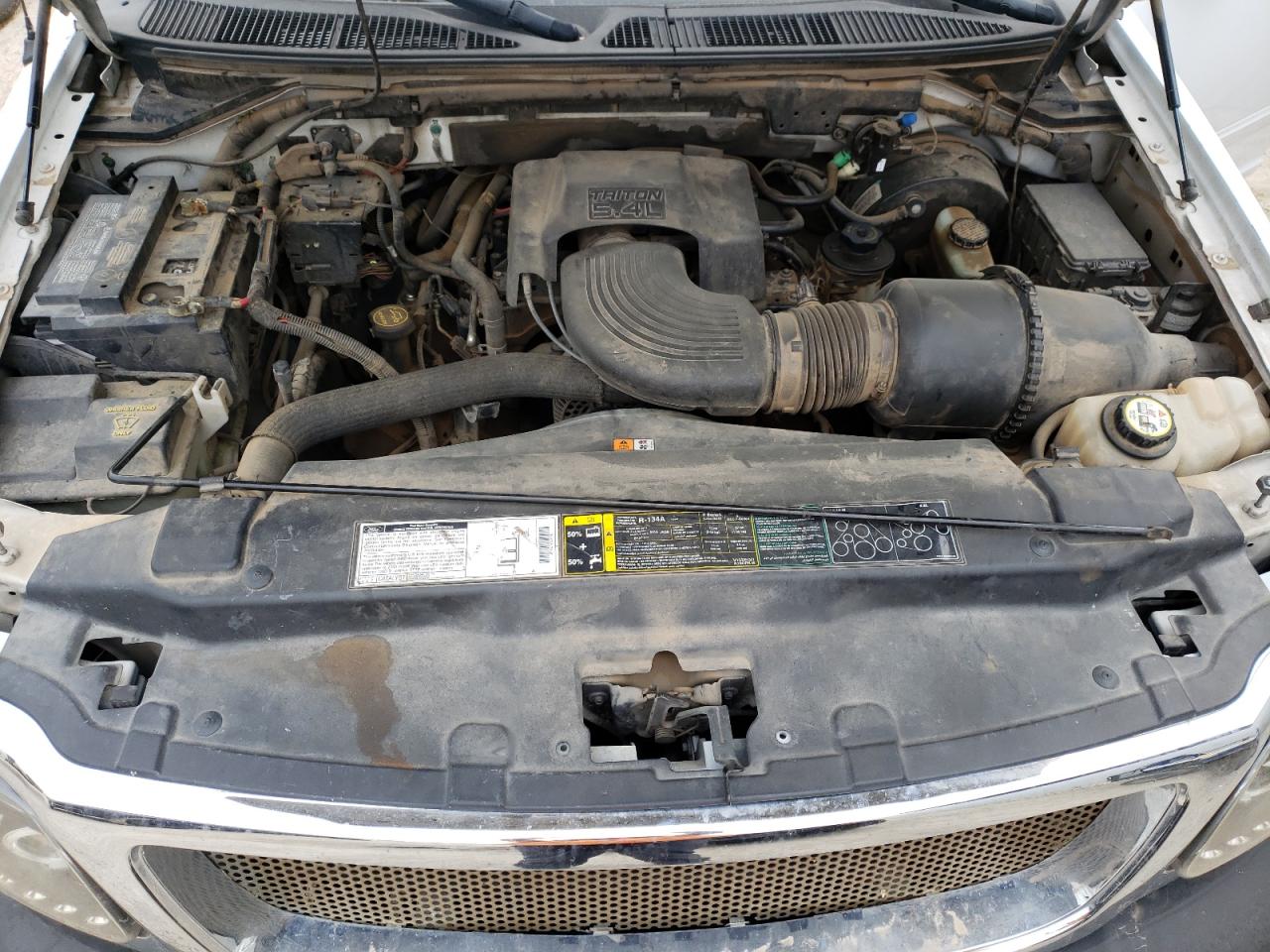 Photo 7 from auction – 2002 FORD F150 SUPER with VIN 1FTRW07L92KC55761