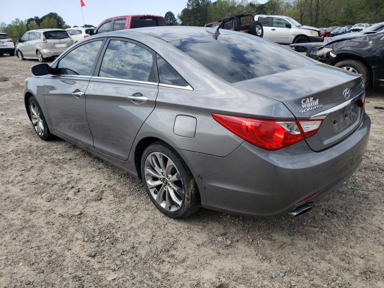 Photo 3 from auction – 2011 HYUNDAI SONATA SE with VIN 5NPEC4ABXBH244359