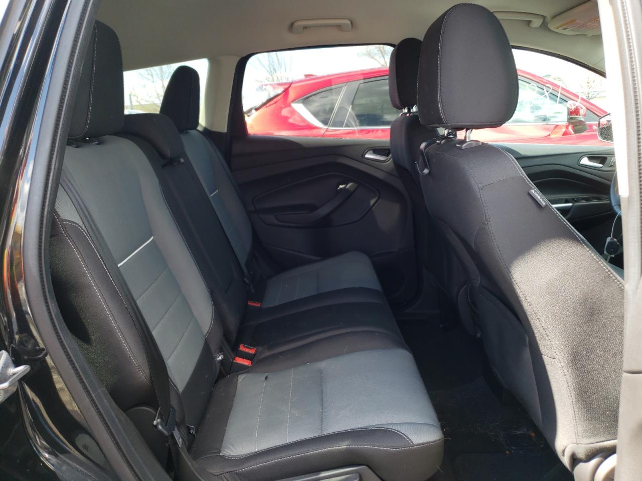 Photo 6 from auction – 2014 FORD ESCAPE SE with VIN 1FMCU9GX4EUE01037