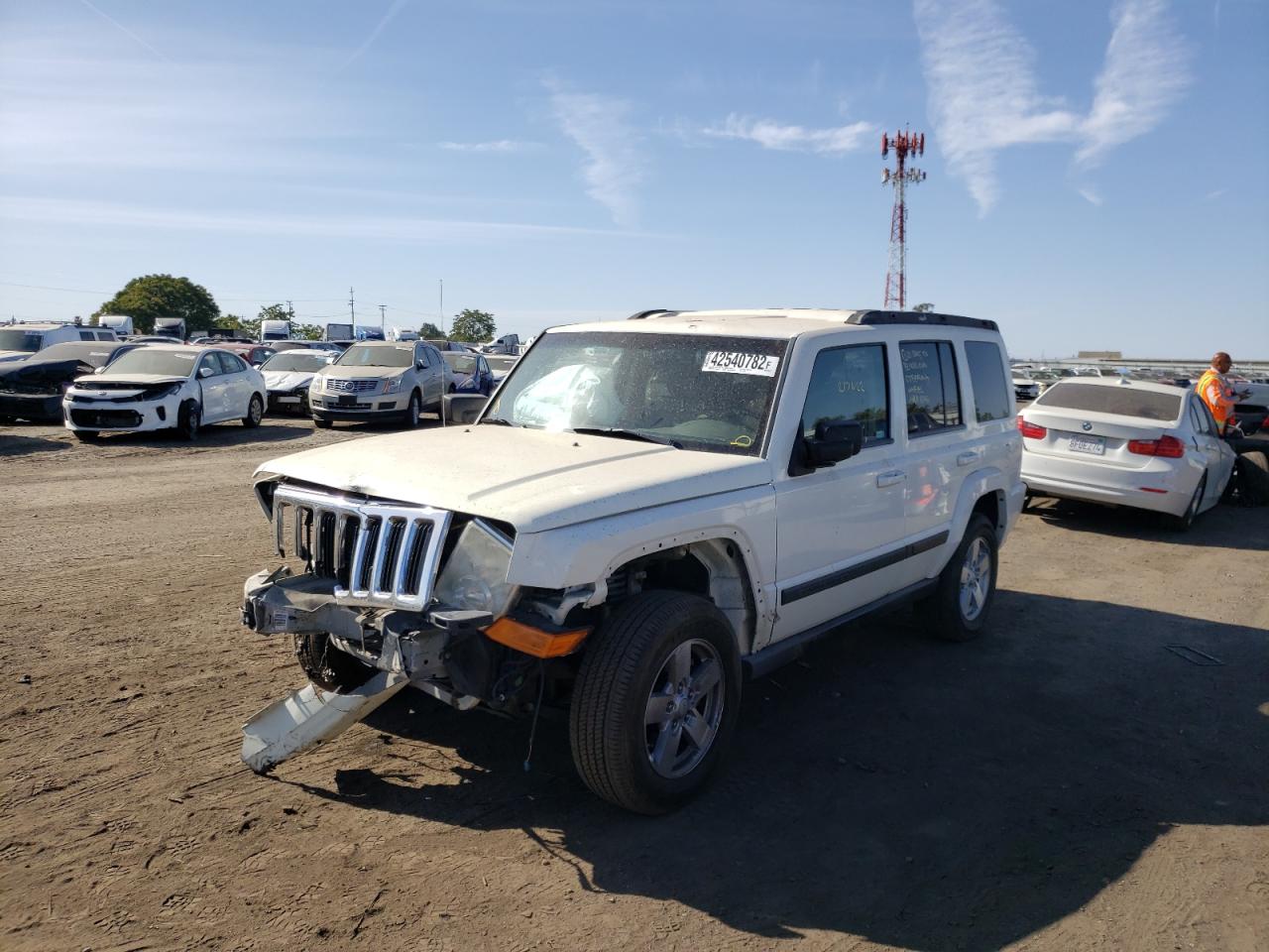 Photo 2 from auction – 2007 JEEP COMMANDER with VIN 1J8HG48K97C577672