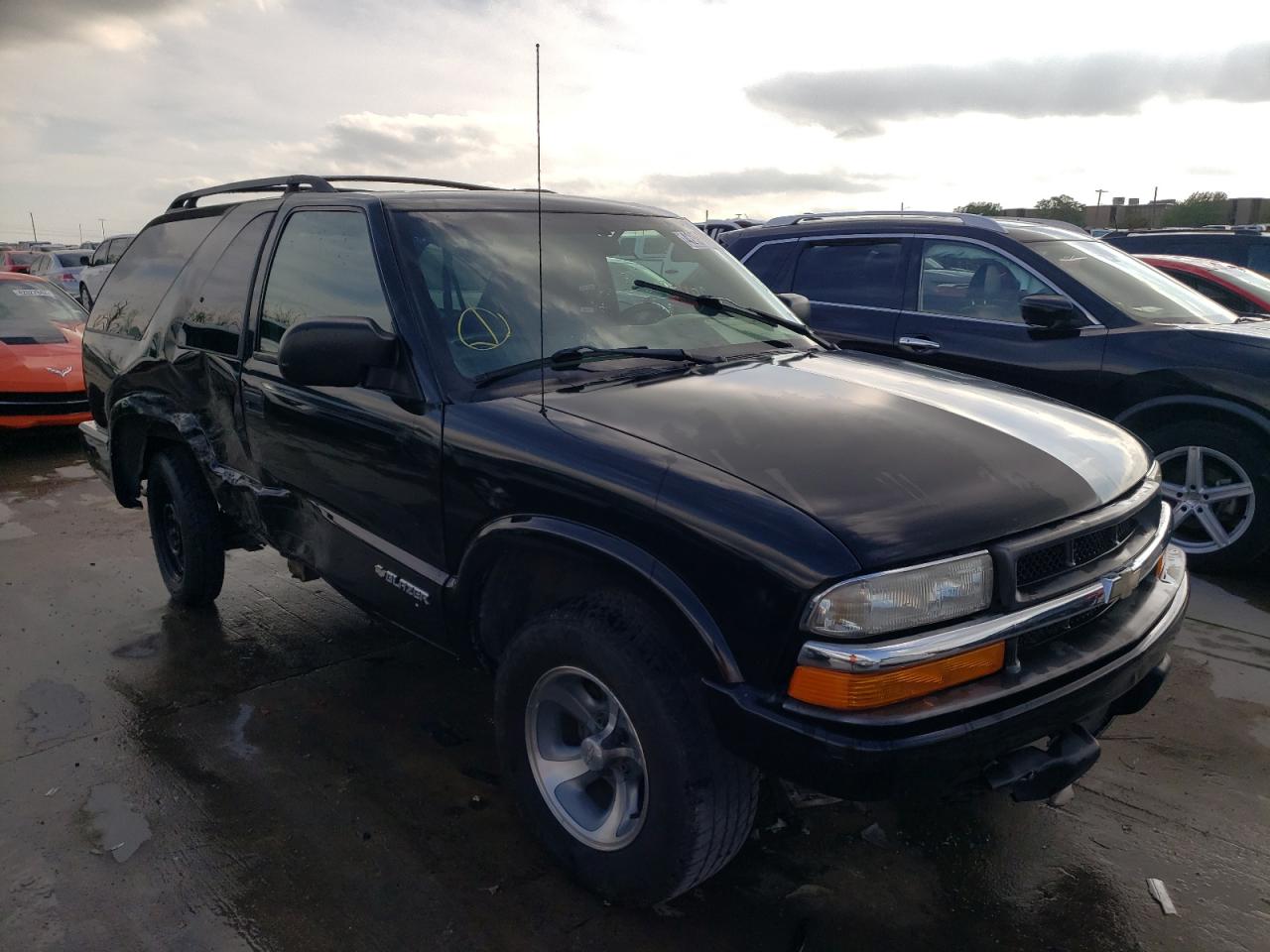 CHEVROLET BLAZER 2004 with VIN 1GNCS18XX4K166655 - Photo from auction