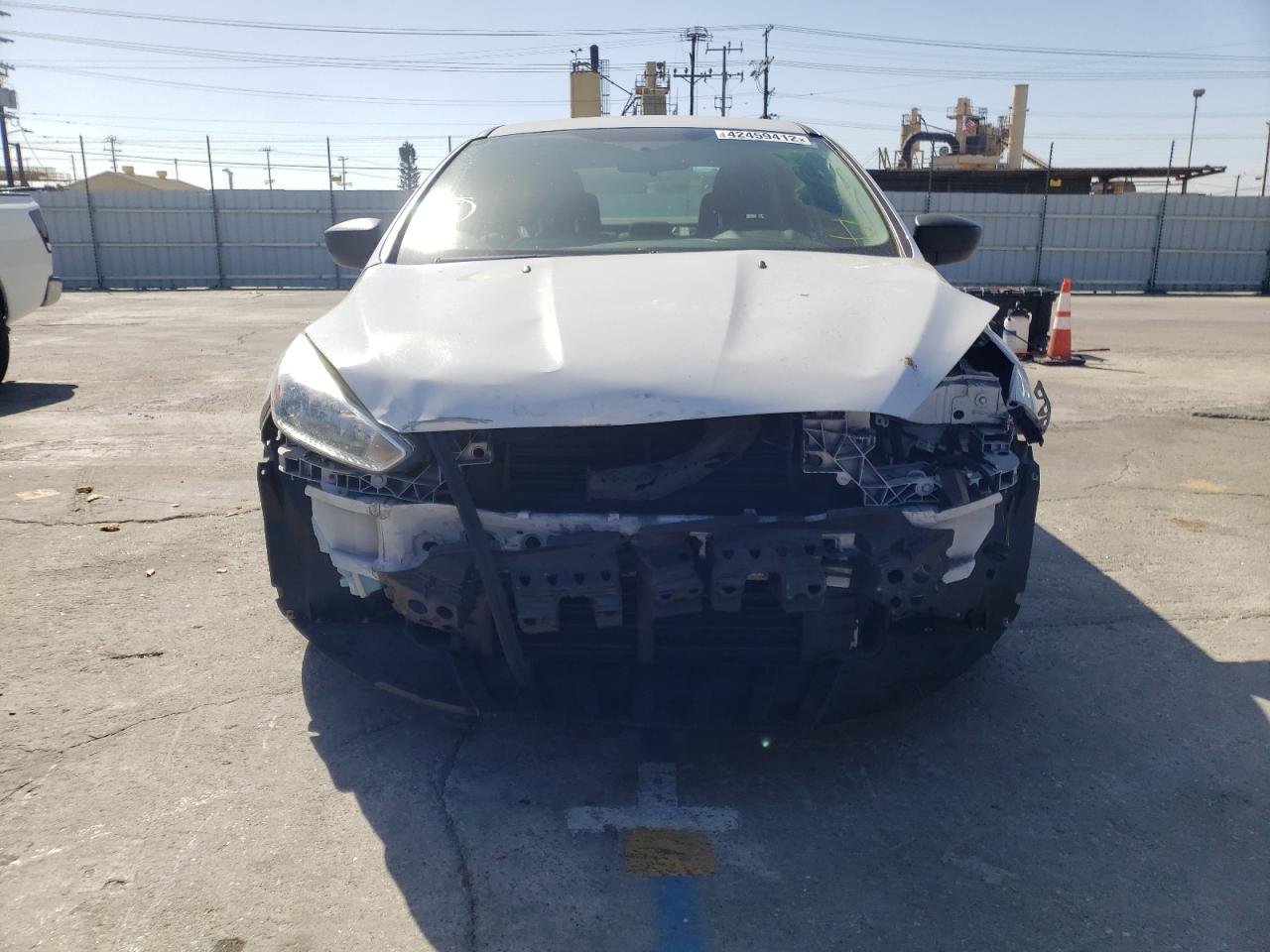 Photo 9 from auction – 2017 FORD FOCUS S with VIN 1FADP3E29HL223470