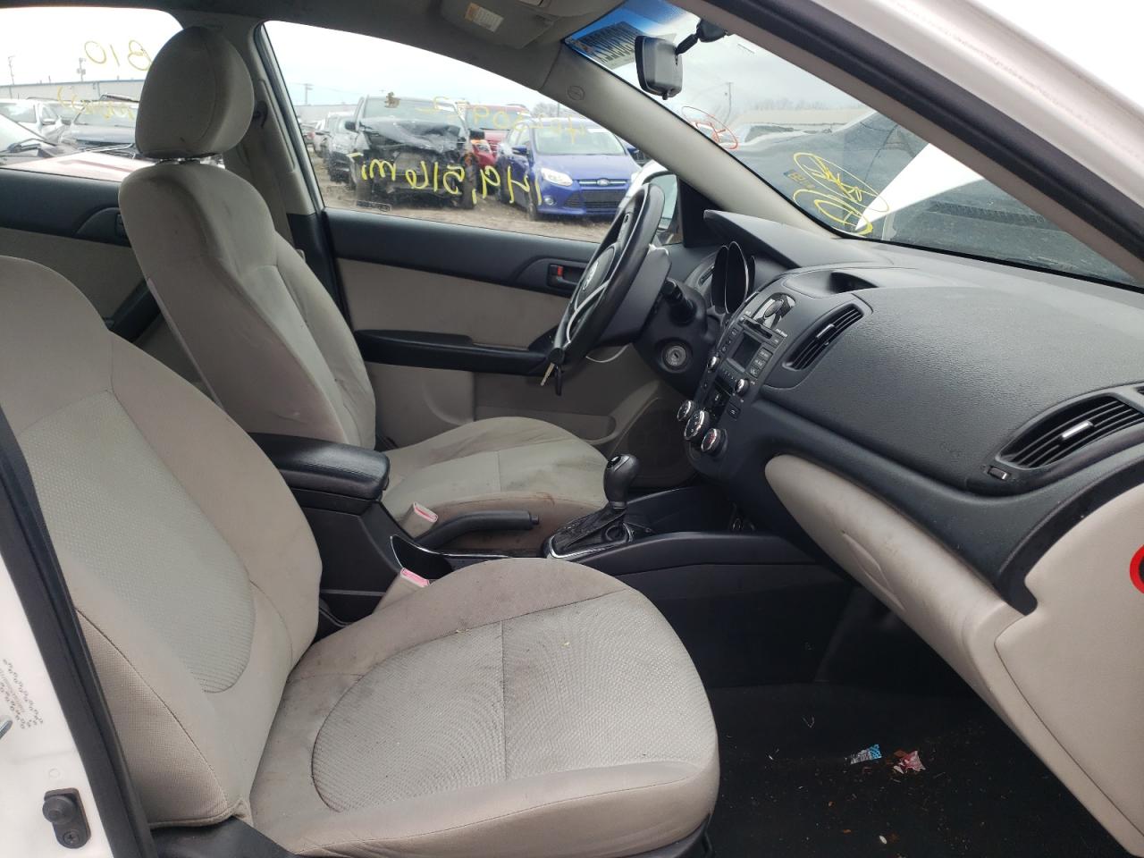 Photo 5 from auction – 2011 KIA FORTE EX with VIN KNAFU4A25B5887135