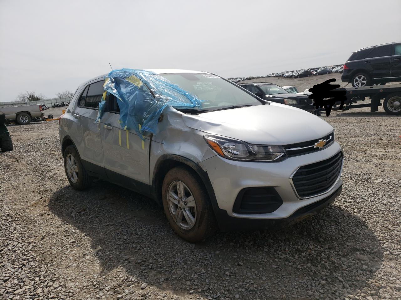 CHEVROLET TRAX LS 2021 with VIN KL7CJKSB2MB335711 - Photo from auction