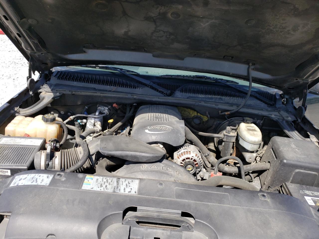 Photo 7 from auction – 2004 CHEVROLET SILVERADO with VIN 2GCEC19T141101977