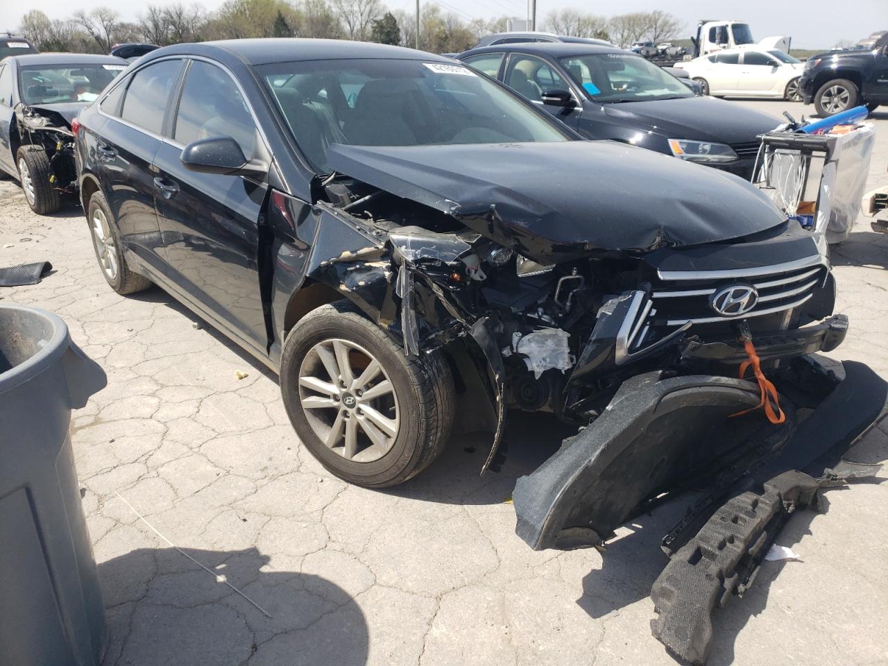 HYUNDAI SONATA SE 2015 with VIN 5NPE24AF7FH239082 - Photo from auction