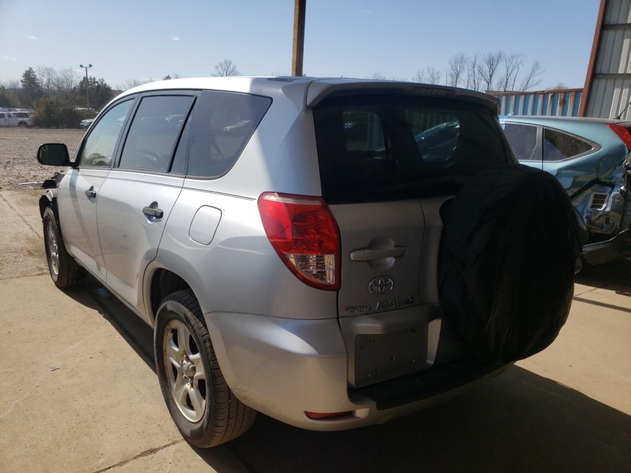 Photo 3 from auction – 2007 TOYOTA RAV4 with VIN JTMBD33V375104081