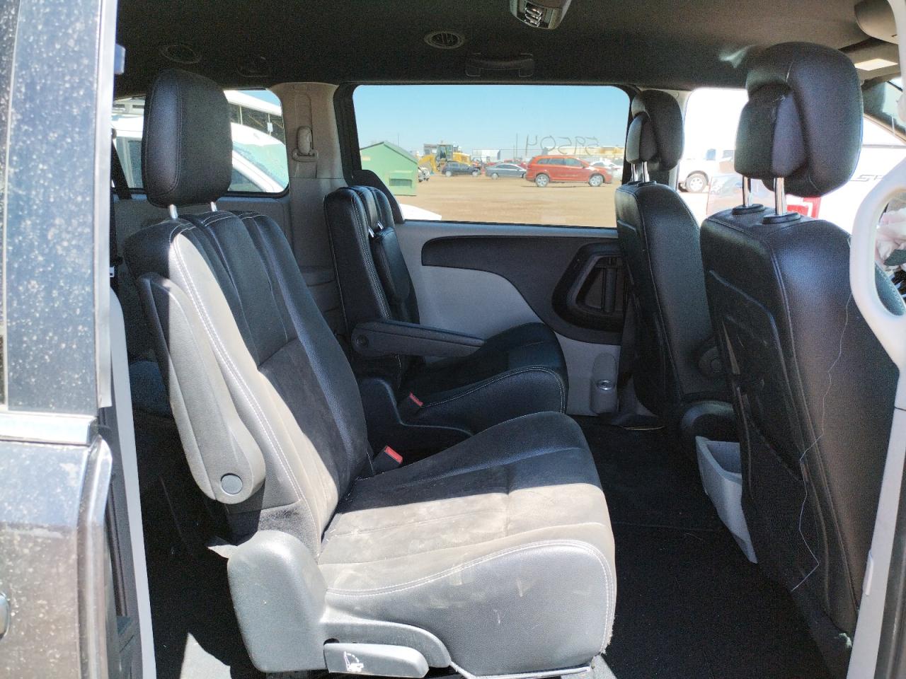 Photo 6 from auction – 2020 DODGE GRAND CARA with VIN 2C4RDGCG0LR189661