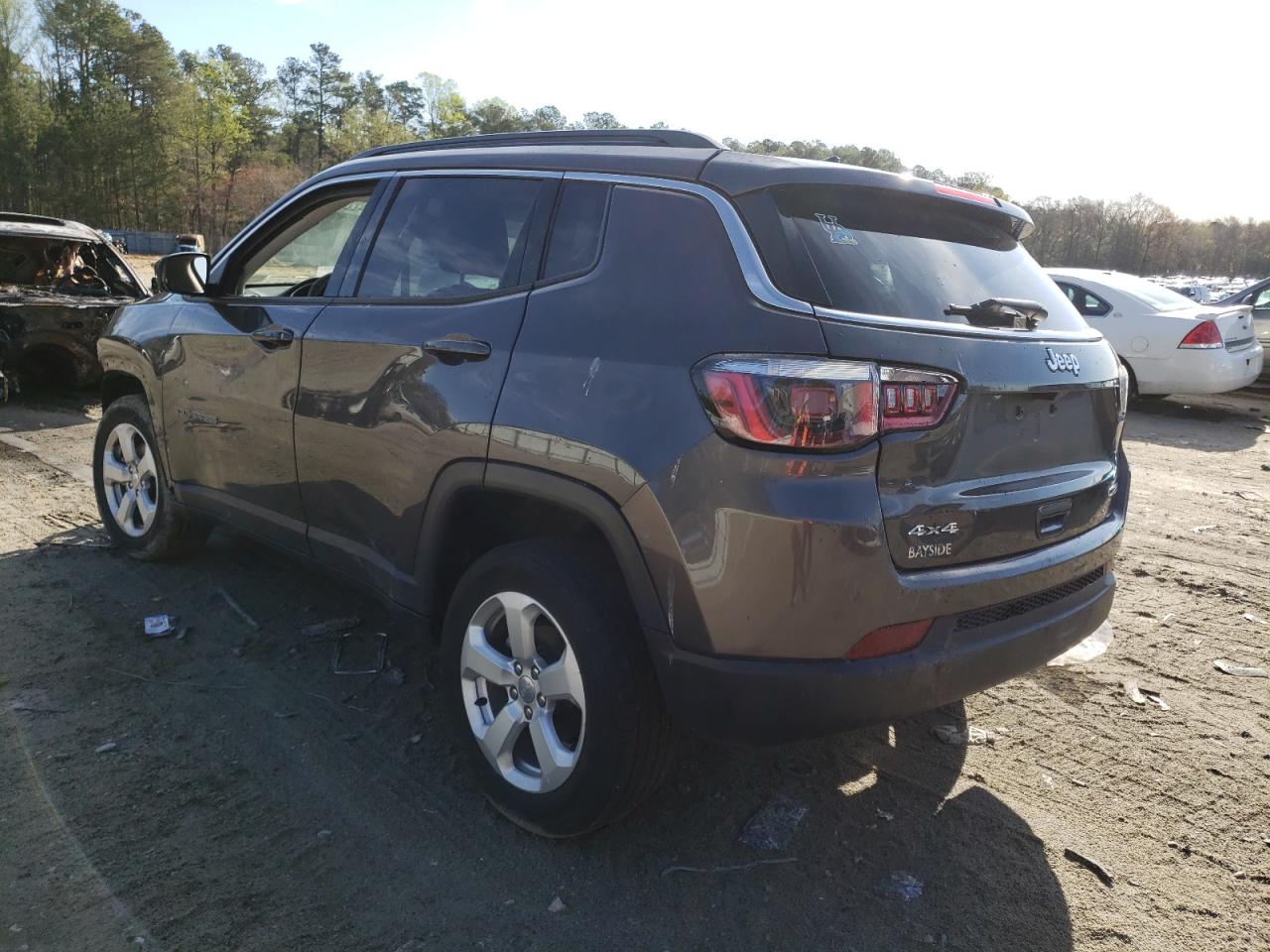 Photo 3 from auction – 2018 JEEP COMPASS LA with VIN 3C4NJDBB9JT349168