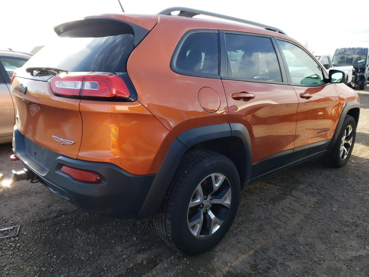Photo 4 from auction – 2015 JEEP CHEROKEE T with VIN 1C4PJMBS1FW537807
