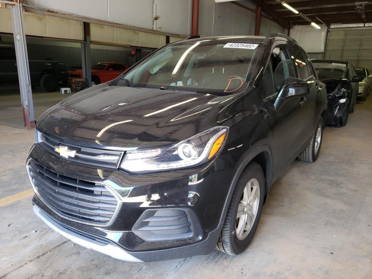 Photo 2 from auction – 2019 CHEVROLET TRAX 1LT with VIN 3GNCJLSB3KL206114