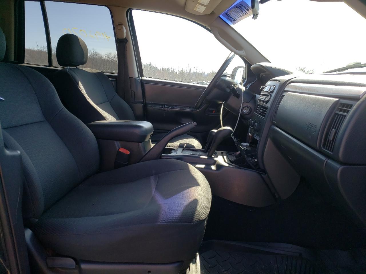 Photo 5 from auction – 2002 JEEP GRAND CHER with VIN 1J4GW48S02C312308