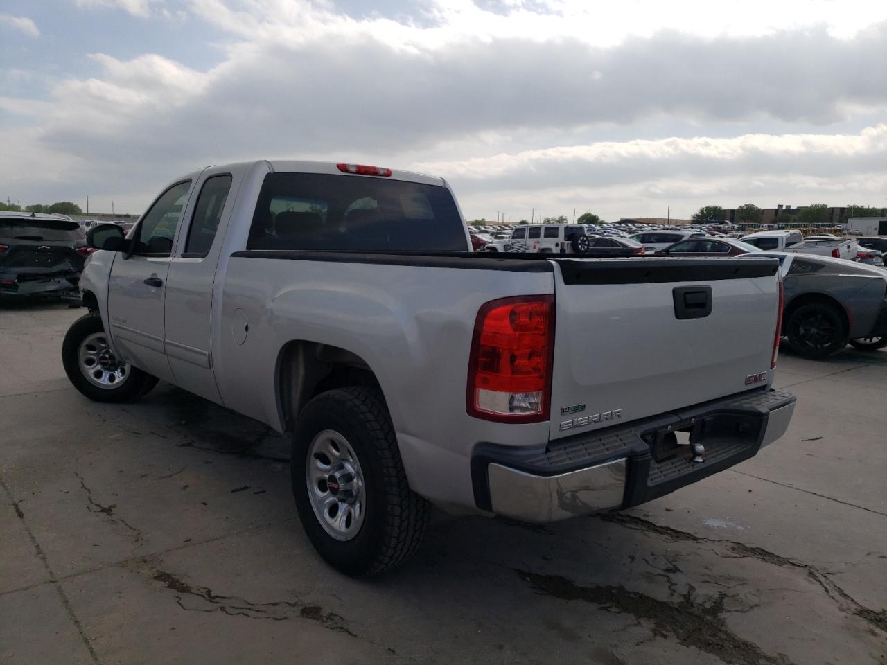Photo 3 from auction – 2012 GMC SIERRA C15 with VIN 1GTR1UEA0CZ144306