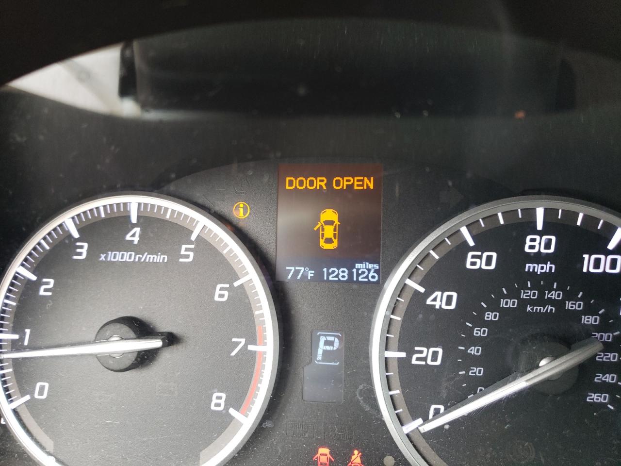 Photo 8 from auction – 2013 ACURA ILX 20 PRE with VIN 19VDE1F58DE014228