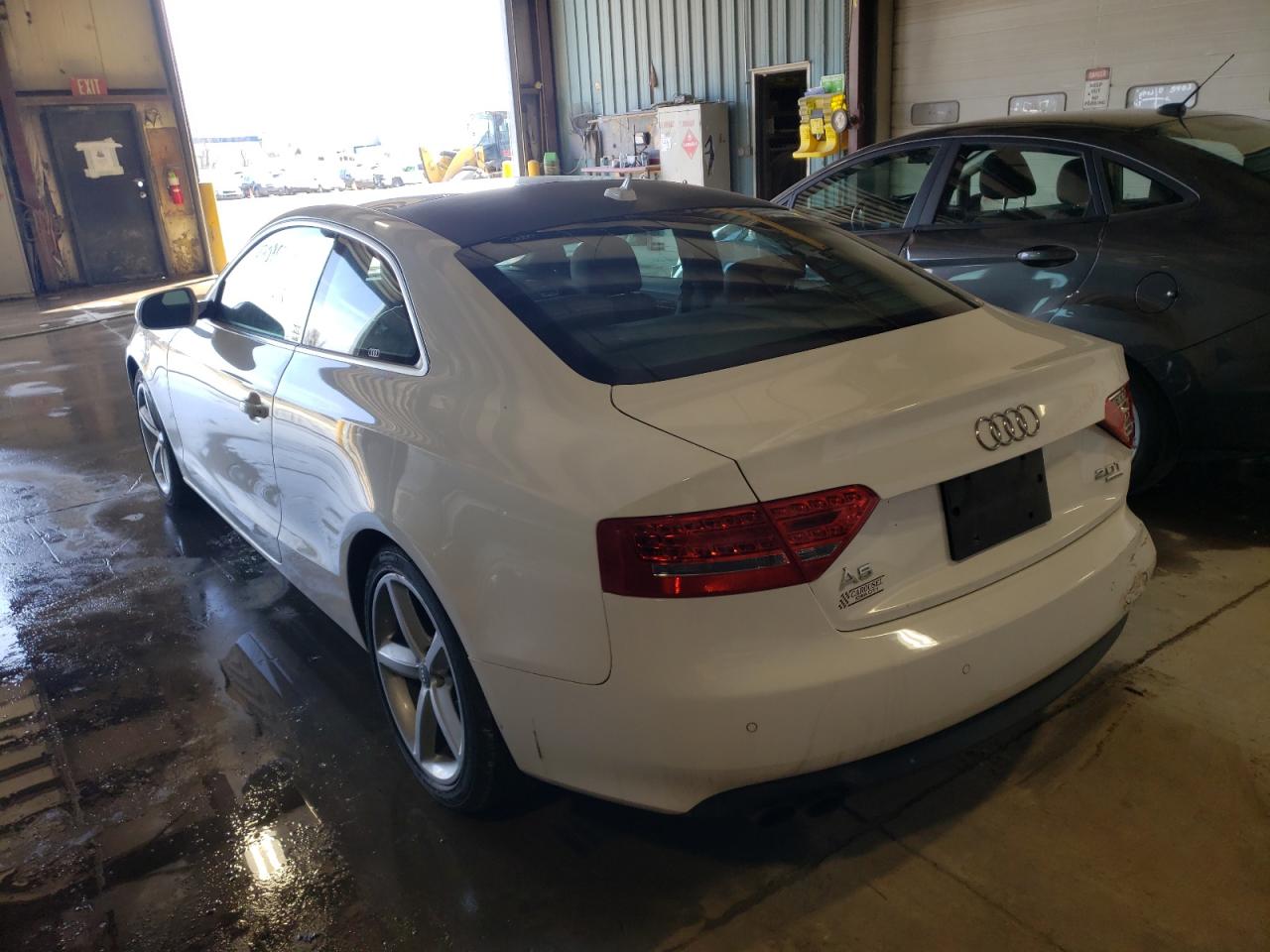 Photo 3 from auction – 2010 AUDI A5 PREMIUM with VIN WAULFAFR9AA042392