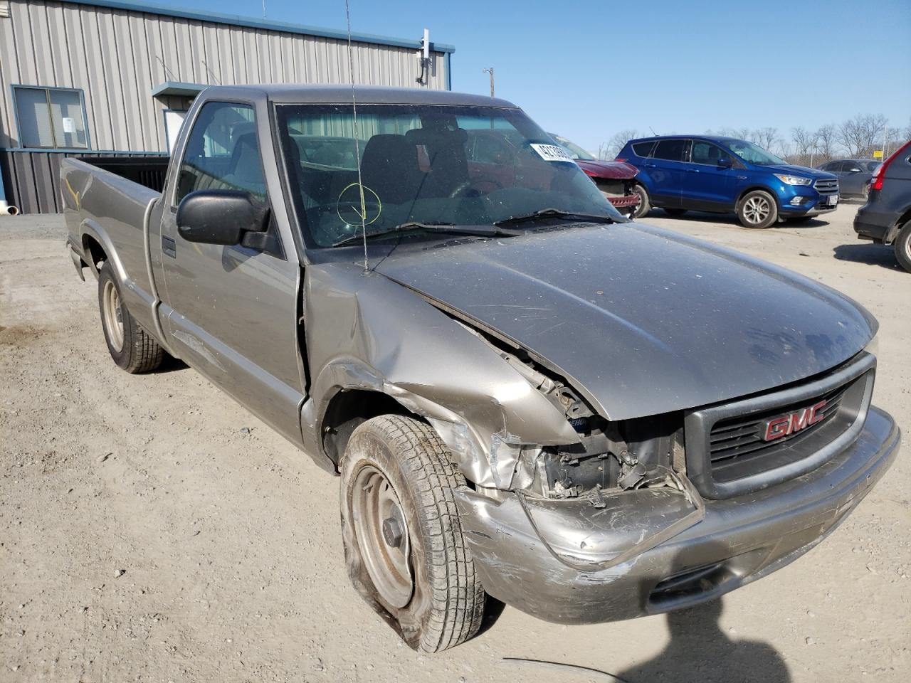 GMC SONOMA 2002 with VIN 1GTCS145328224211 - Photo from auction