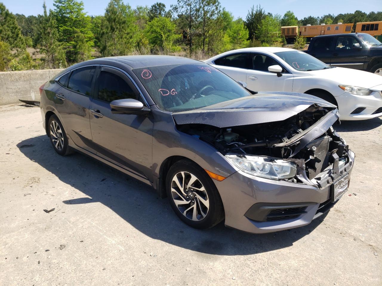 HONDA CIVIC EX 2016 con VIN 19XFC2F79GE232194 - Foto de la subasta