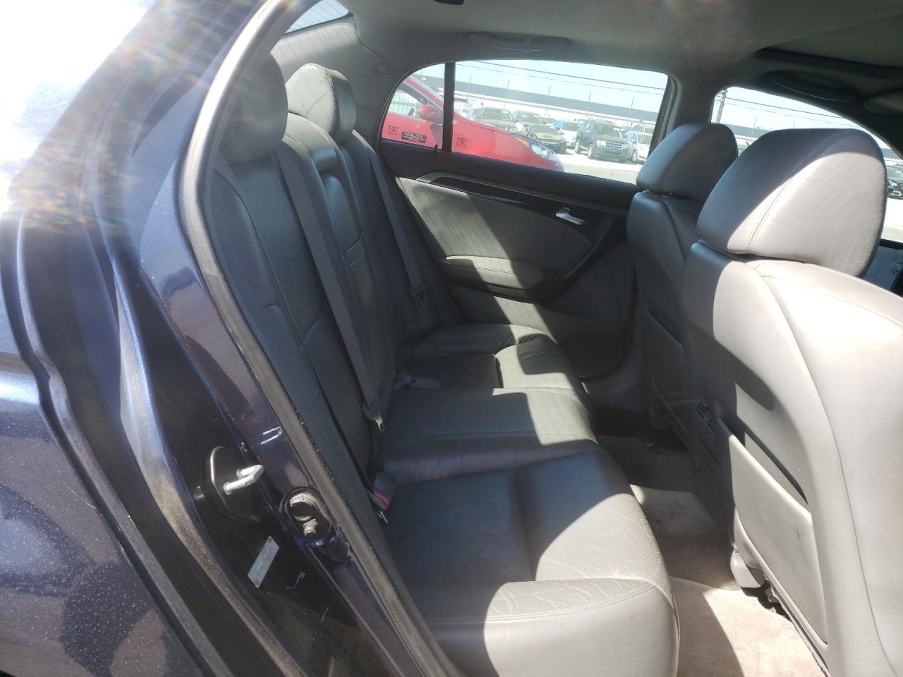 Photo 6 from auction – 2005 ACURA TL with VIN 19UUA66245A029014