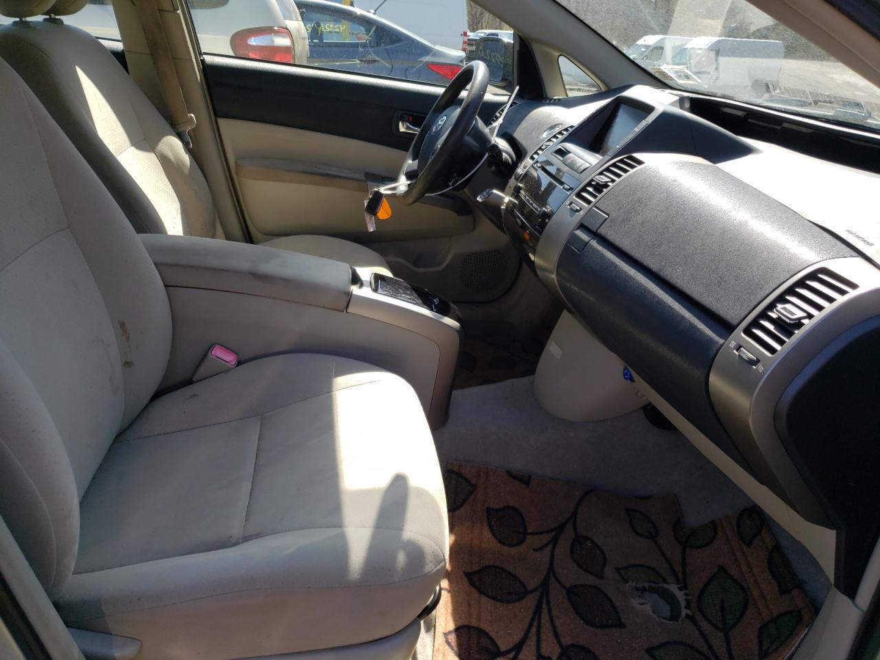 Photo 5 from auction – 2007 TOYOTA PRIUS with VIN JTDKB20U877641898