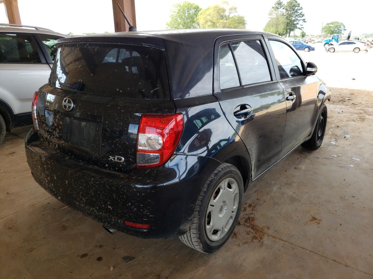 Photo 4 from auction – 2008 TOYOTA SCION XD with VIN JTKKU10498J020591