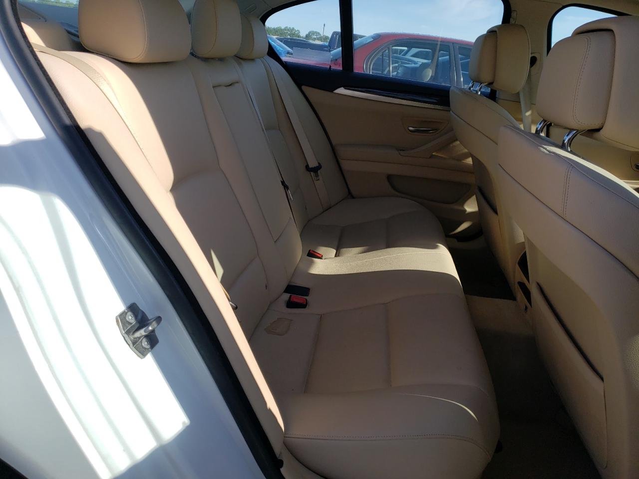 Photo 6 from auction – 2013 BMW 528 I with VIN WBAXG5C55DDY31469