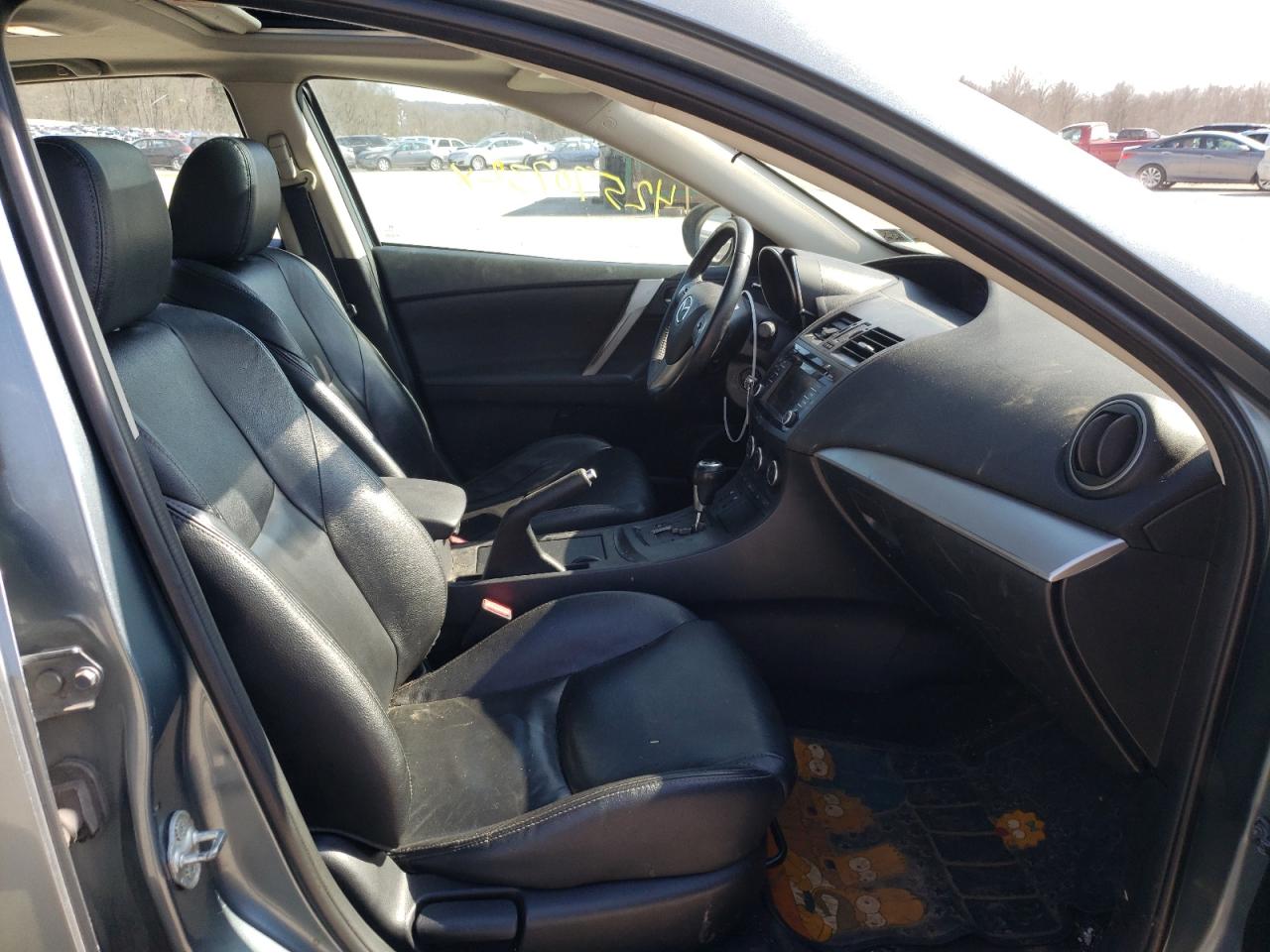 Photo 5 from auction – 2013 MAZDA 3 I with VIN JM1BL1MP4D1773471