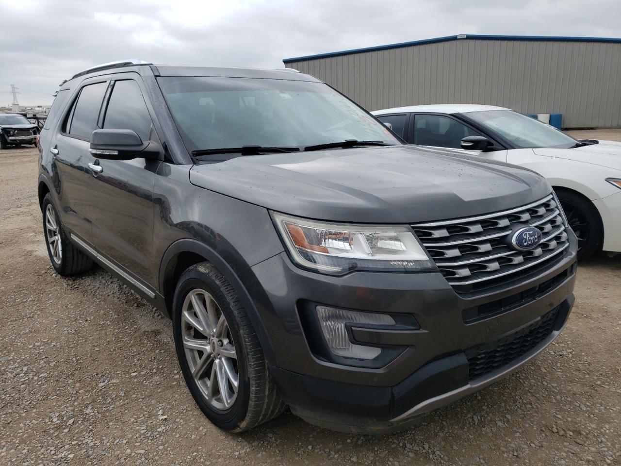 FORD EXPLORER L 2017 with VIN 1FM5K7F84HGC07043 - Photo from auction