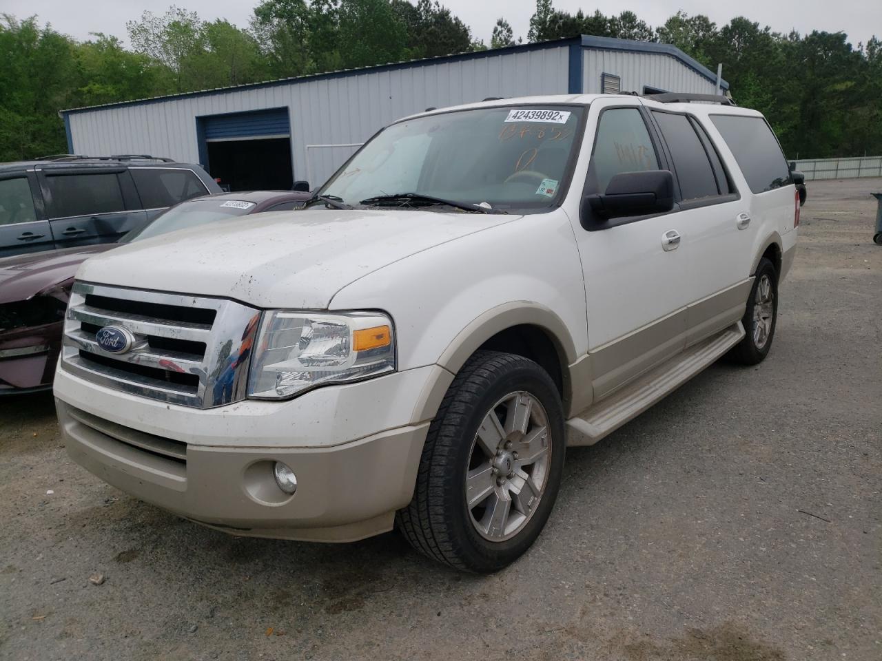 Photo 2 from auction – 2010 FORD EXPEDITION with VIN 1FMJK1H57AEB46853
