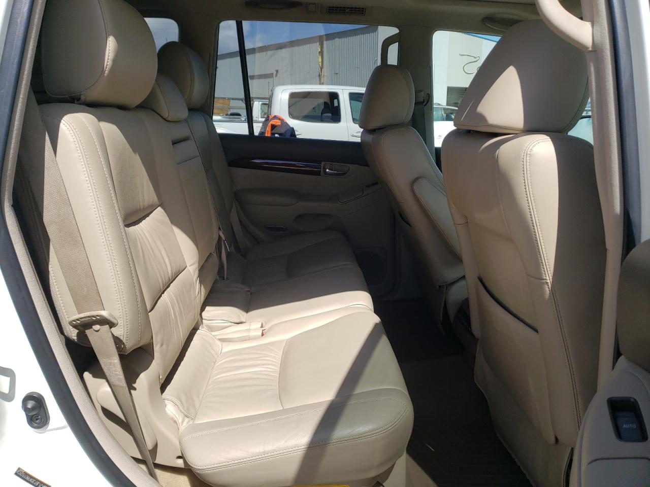 Photo 6 from auction – 2008 LEXUS GX 470 with VIN JTJBT20X980152926