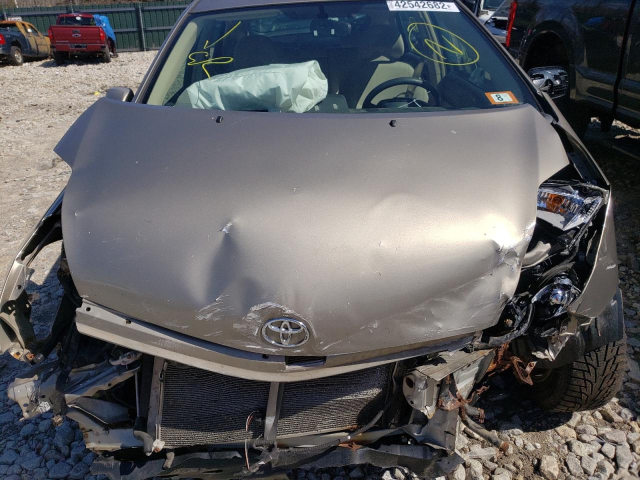Photo 7 from auction – 2005 TOYOTA PRIUS with VIN JTDKB22U853023286