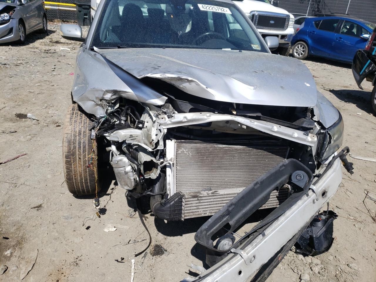 Photo 9 from auction – 2005 VOLVO S40 T5 with VIN YV1MS682652075523