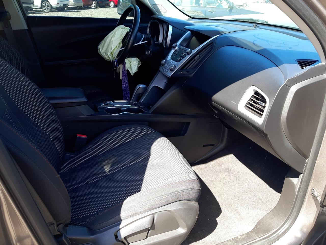 Photo 5 from auction – 2012 CHEVROLET EQUINOX LT with VIN 2GNFLEEK1C6247927