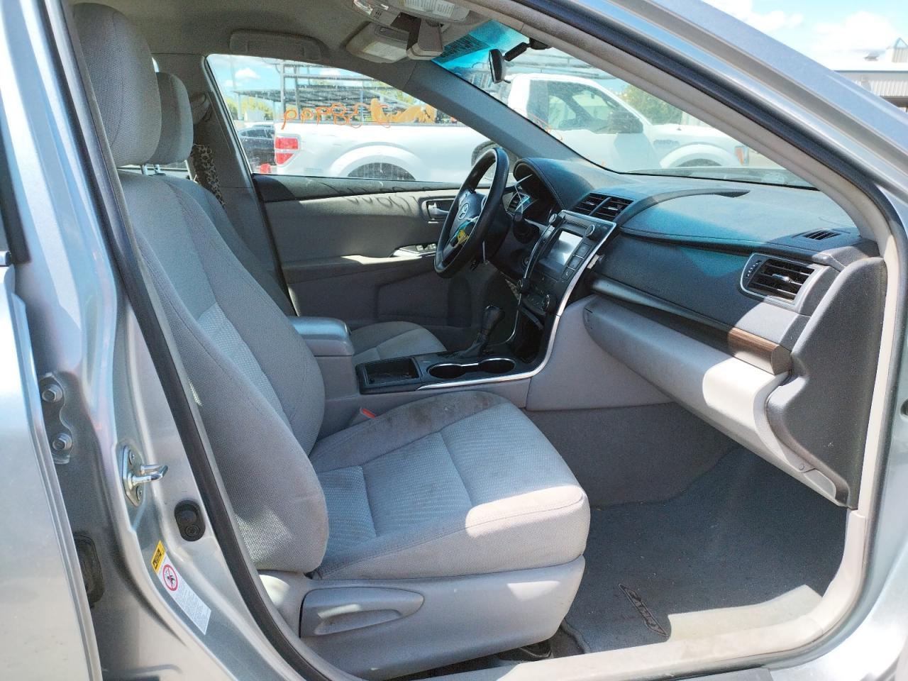 Photo 5 from auction – 2016 TOYOTA CAMRY LE with VIN 4T4BF1FK5GR561787