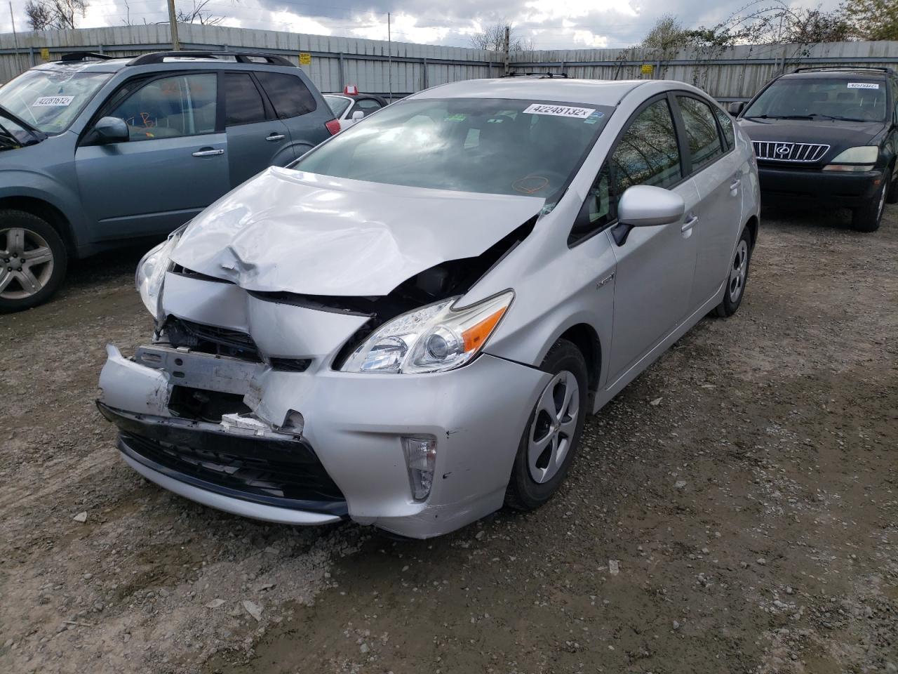 Photo 2 from auction – 2013 TOYOTA PRIUS with VIN JTDKN3DU0D0342885
