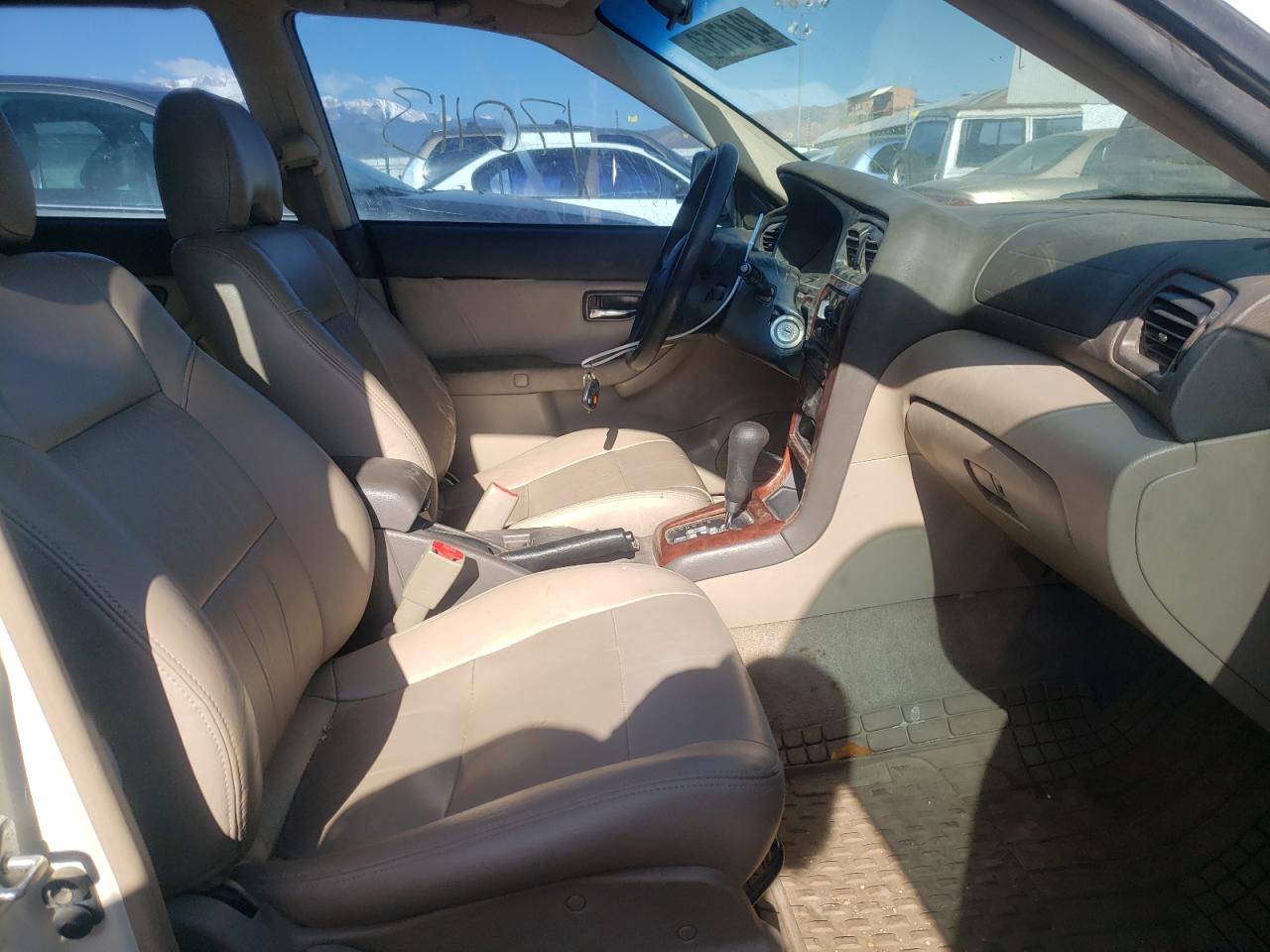 Photo 5 from auction – 2004 SUBARU LEGACY OUT with VIN 4S3BH675047614596