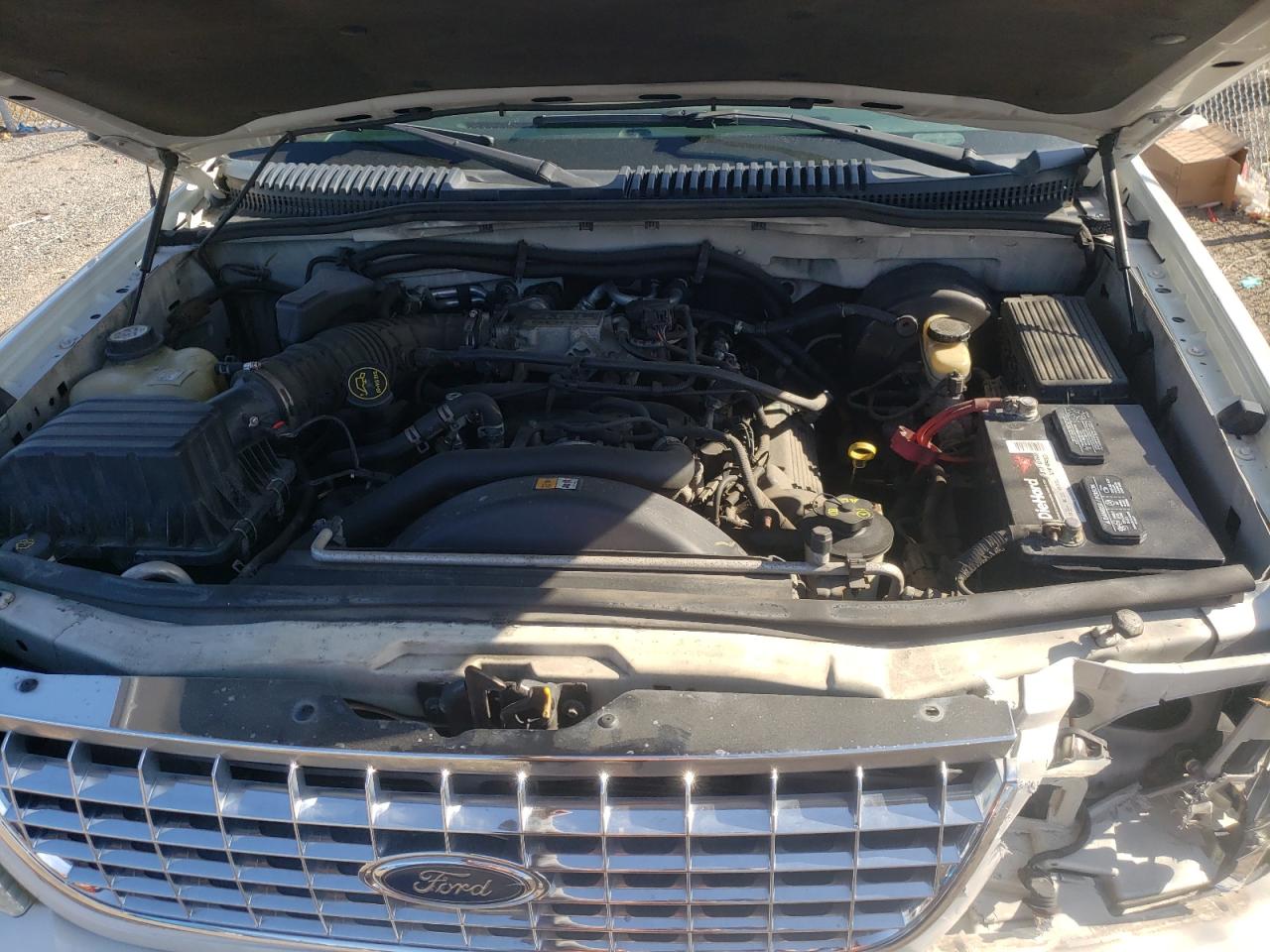 Photo 12 from auction – 2004 FORD EXPLORER L with VIN 1FMDU75W24ZB05910