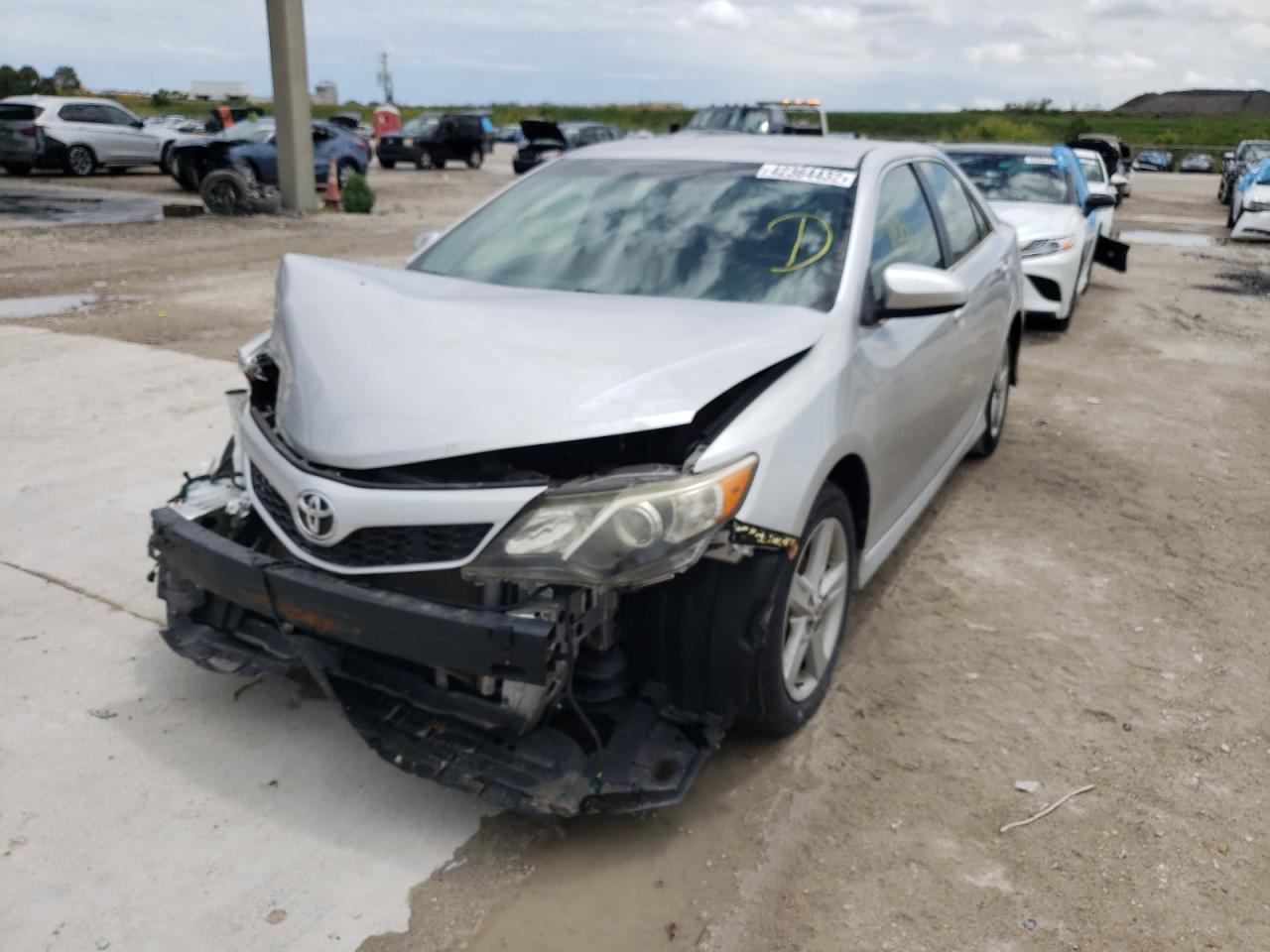 Photo 2 from auction – 2012 TOYOTA CAMRY BASE with VIN 4T1BF1FK5CU086789