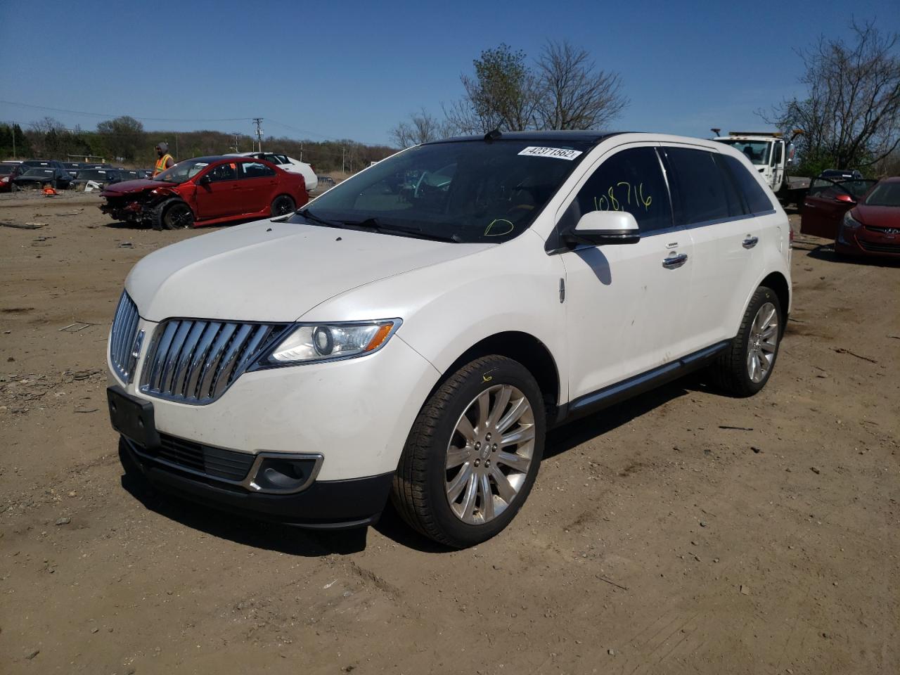 Photo 2 from auction – 2013 LINCOLN MKX with VIN 2LMDJ8JK2DBL43717